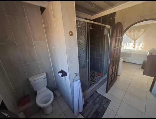 5 BEDROOM HOUSE FOR SALE IN AMANDASIG